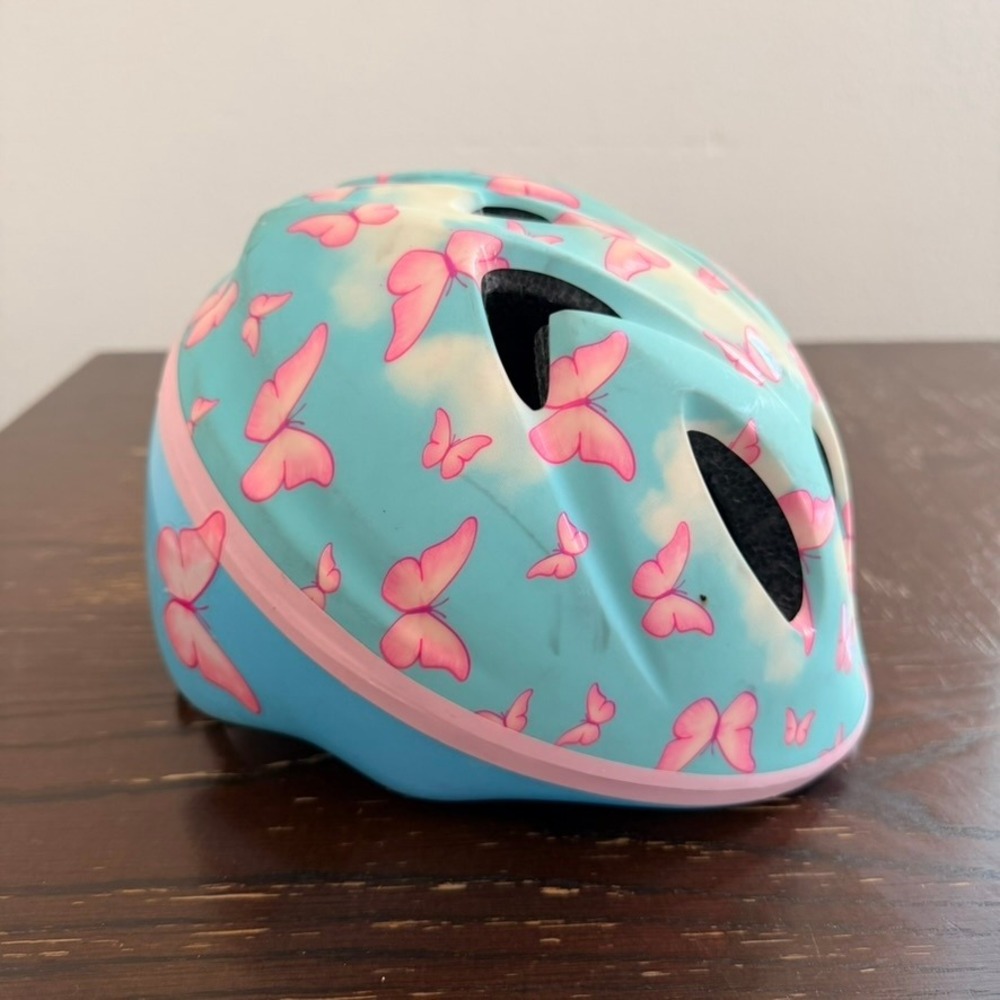 Schwinn Classic Infant Helmet Ages 1 - 3 Butterfly